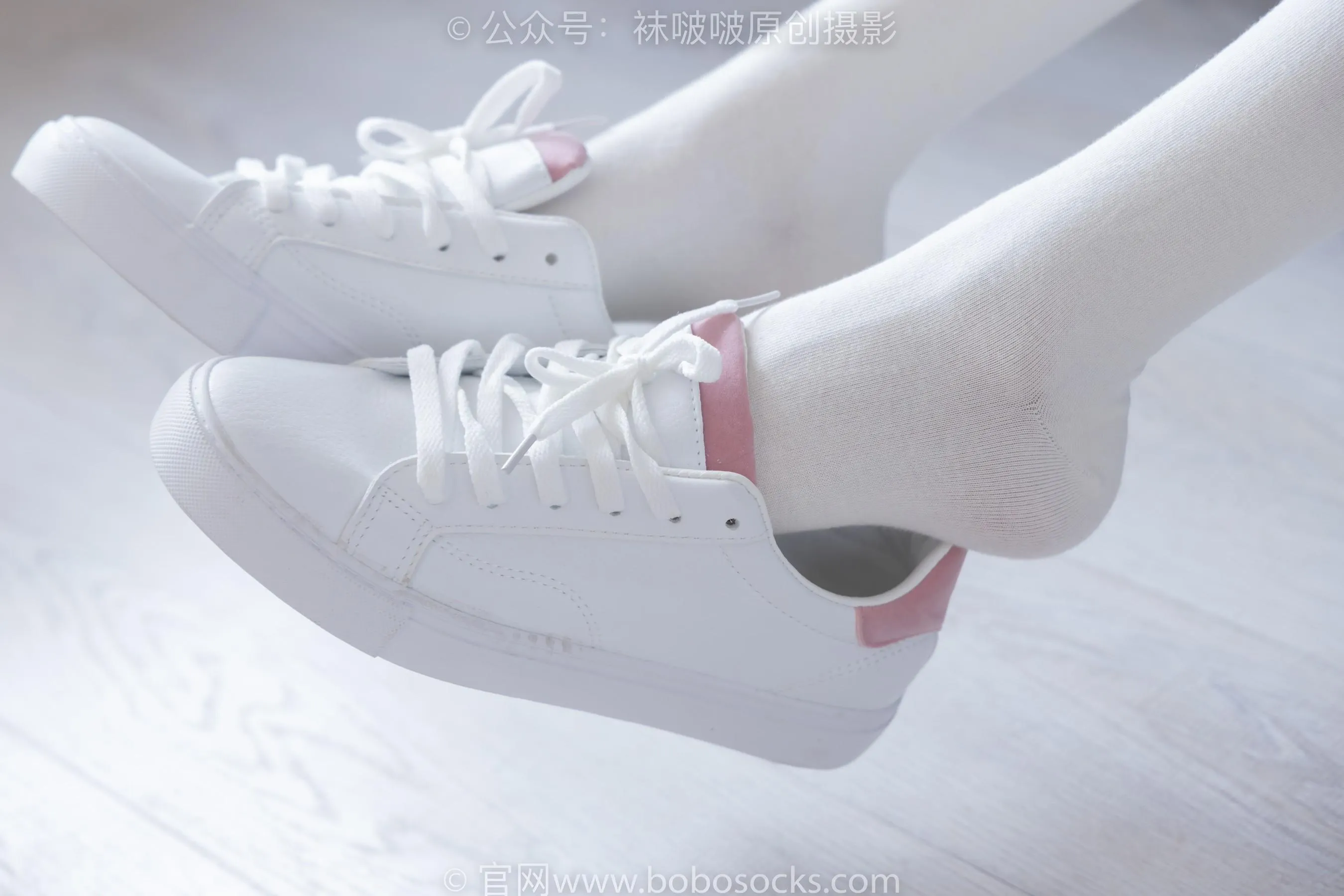 [BoBoSocks袜啵啵]NO.229 稚予-板鞋、皮鞋、两双大腿袜 [68P]插图6